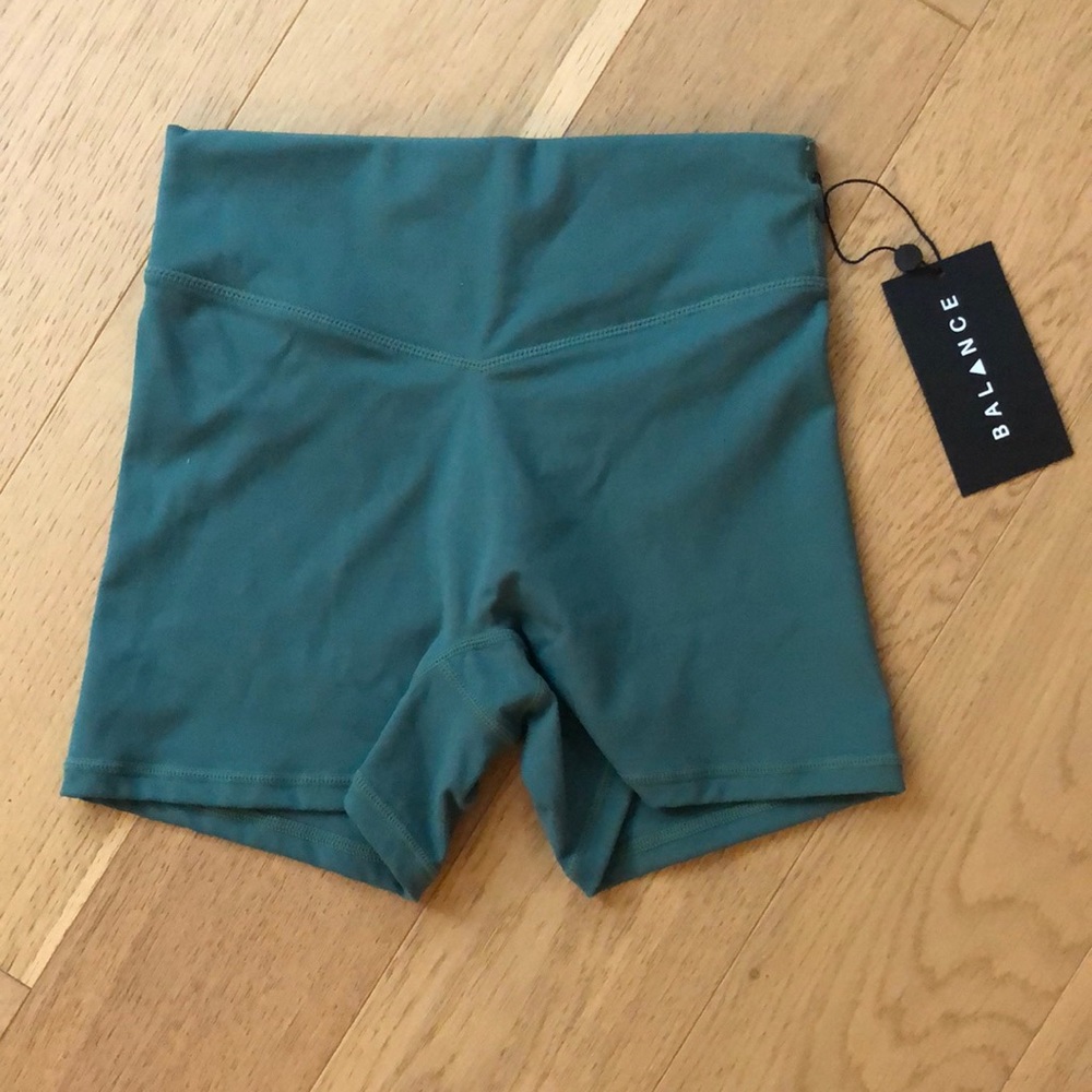 New w/ tags out of stock XSJade short from Balance